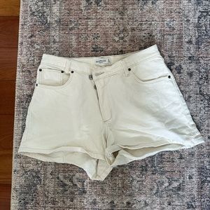 Curve Love 90s Relaxed Cut Off Short